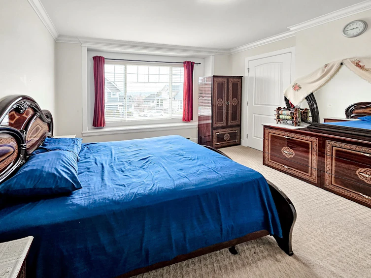 16785 58b Avenue, Surrey, BC, V3S 2K3 - 17