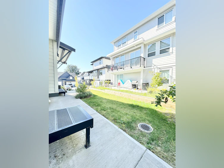 33-4217 Old Clayburn Road, Abbotsford, BC, V3G 1L5 - 21