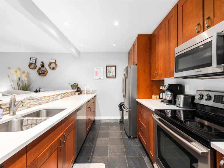 2961 Argo Place, Burnaby, BC, V3J 7G2 - 11