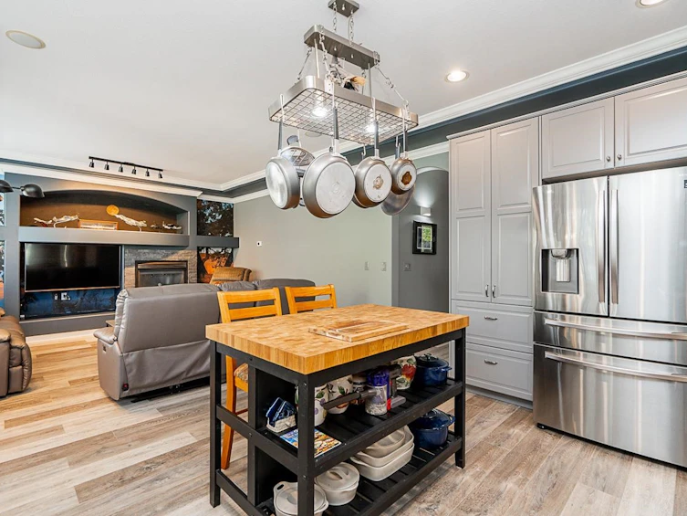 16601 61 Avenue, Surrey, BC, V3S 1W2 - 9