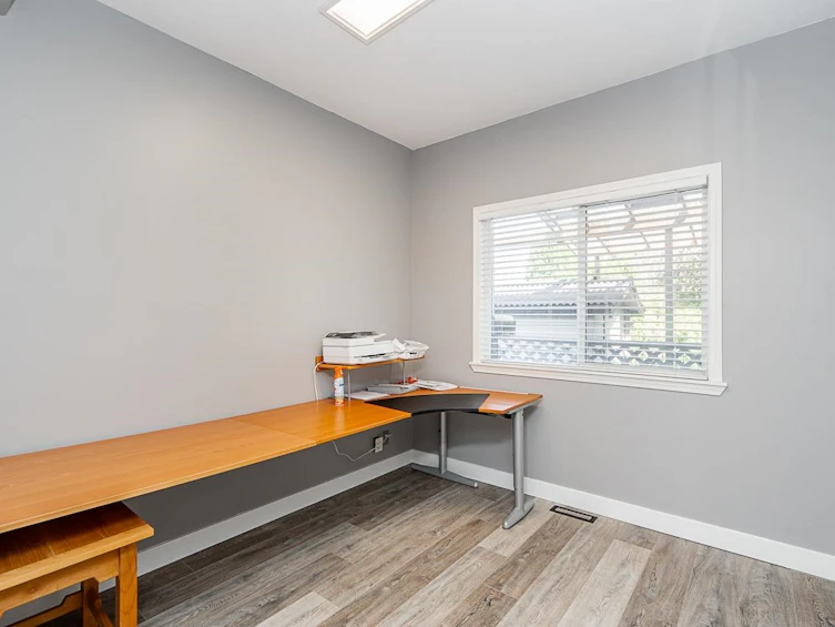 16601 61 Avenue, Surrey, BC, V3S 1W2 - 14
