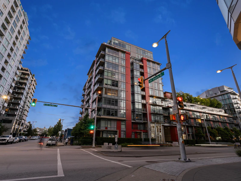602 - 38 W 1st Avenue, Vancouver BC V5T 1A1