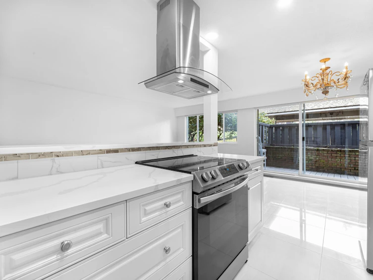 609-555 W 28th Street, North Vancouver, BC, V7N 2J7 - 5