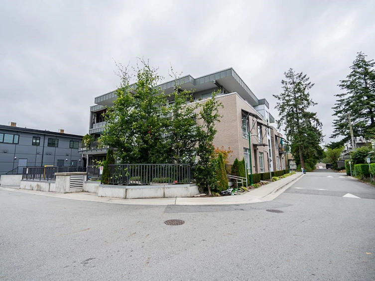 101-1591 Bowser Avenue, North Vancouver, BC, V7P 2Y4 - 36
