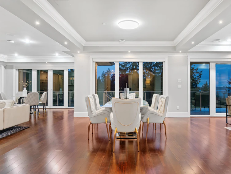 3930 Bayridge Avenue, West Vancouver, BC, V7V 3J4 - 17