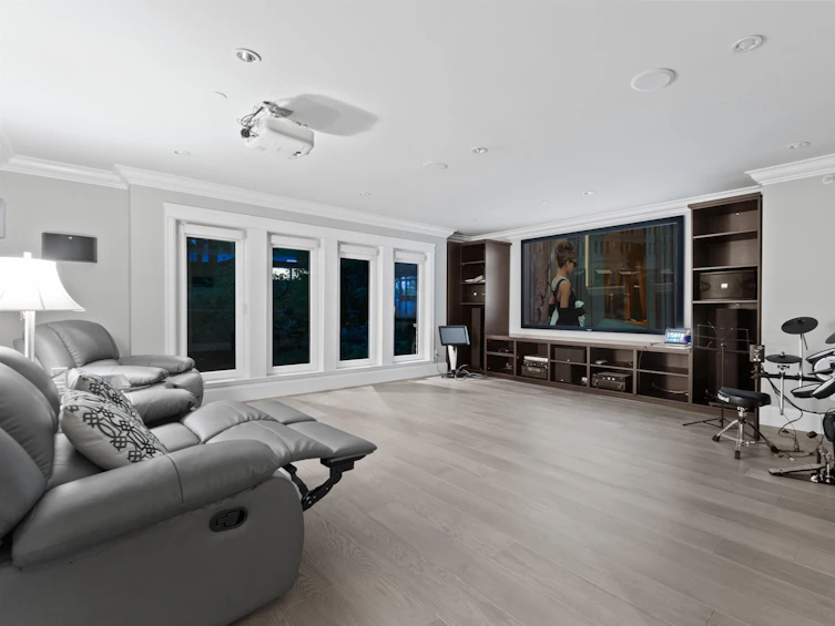 3930 Bayridge Avenue, West Vancouver, BC, V7V 3J4 - 27