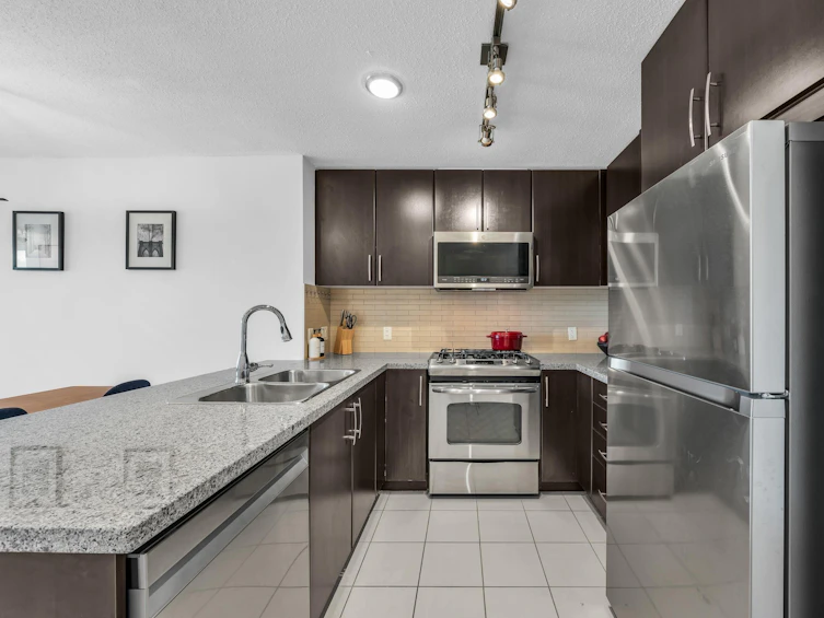 2702-660 Nootka Way, Port Moody, BC, V3H 0B7 - 4