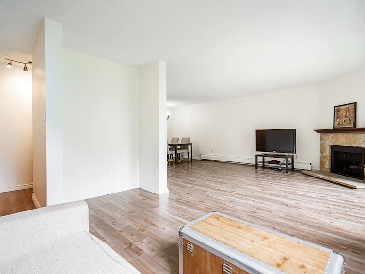 137-9101 Horne Street, Burnaby, BC, V3N 4M3 - 6