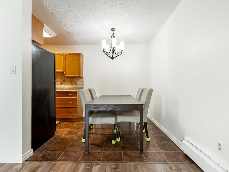 137-9101 Horne Street, Burnaby, BC, V3N 4M3 - 9