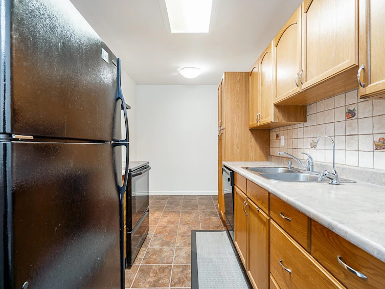 137-9101 Horne Street, Burnaby, BC, V3N 4M3 - 10
