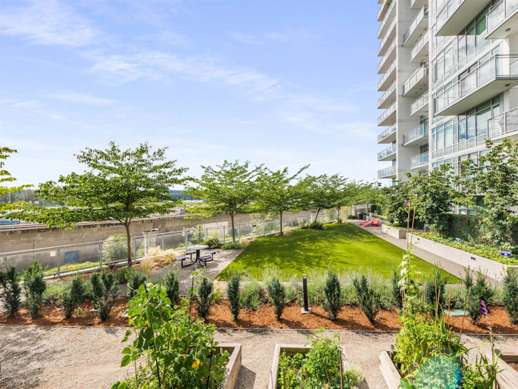 610-258 Nelson's Court, New Westminster, BC, V3L 0J9 - 25