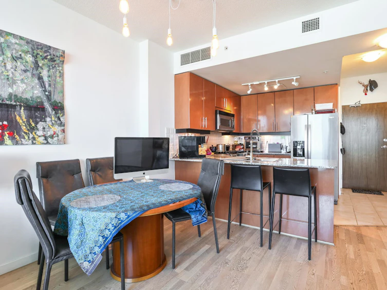 1206-138 East Esplanade, North Vancouver, BC, V7L 4X9 - 7