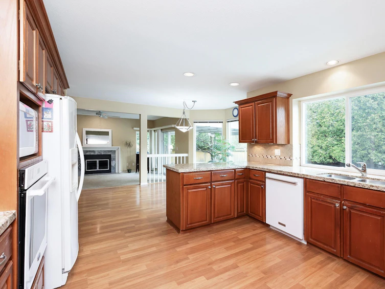 15541 58a Avenue, Surrey, BC, V3S 4N8 - 8