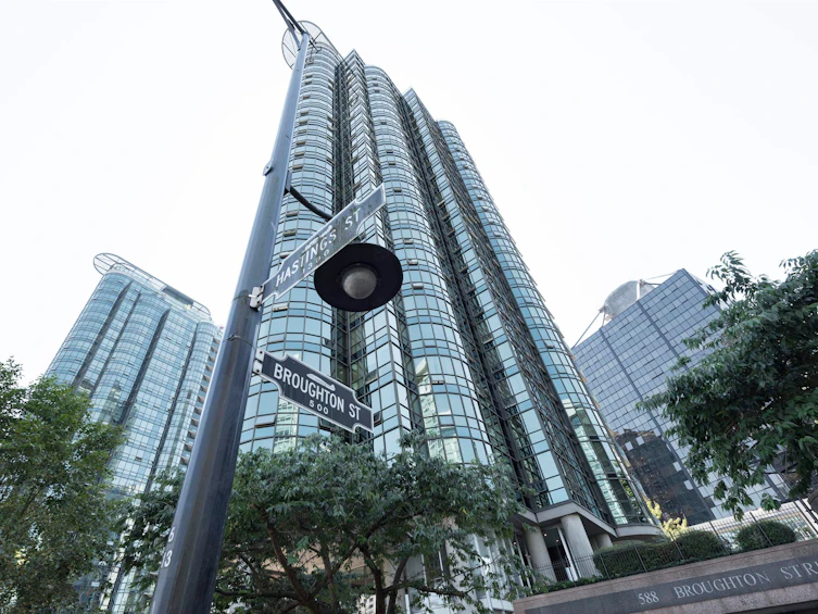 1205-588 Broughton Street, Vancouver, BC, V6G 3E3