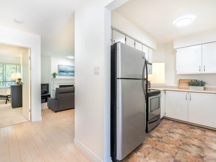 316-1890 West 6th Avenue, Vancouver, BC, V6J 1R6 - 9