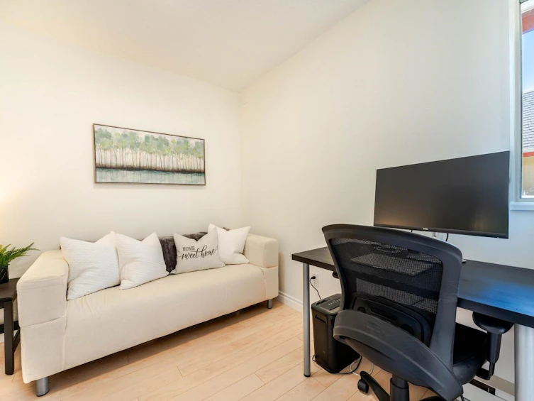 316-1890 West 6th Avenue, Vancouver, BC, V6J 1R6 - 11
