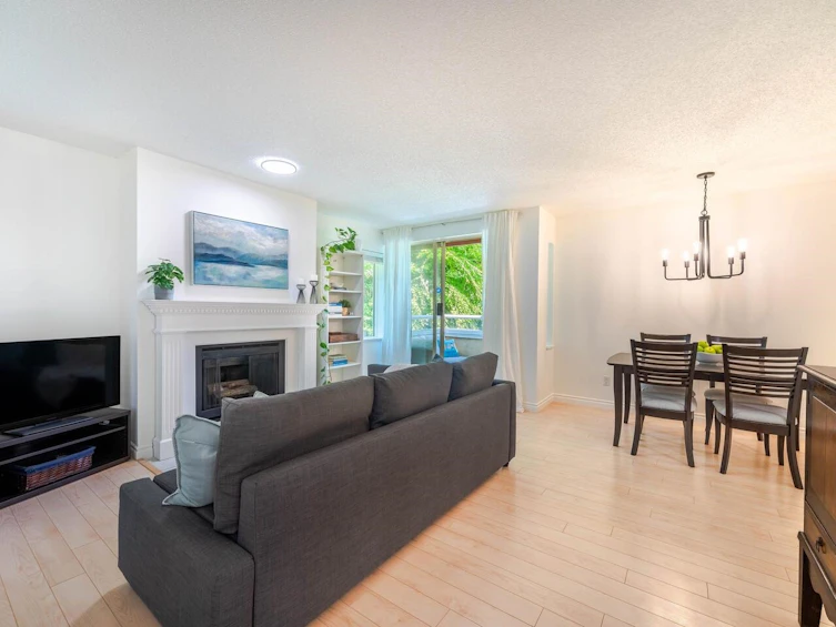 316-1890 West 6th Avenue, Vancouver, BC, V6J 1R6 - 2