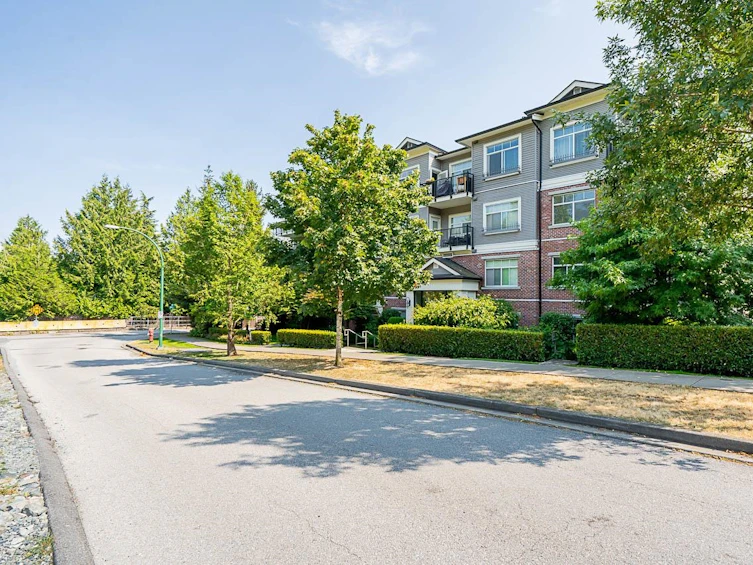 101-19530 65, Surrey, BC, V4N 6M1 - 23