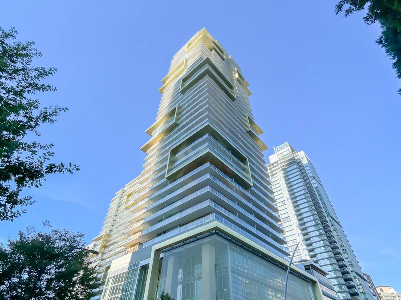 2201 - 6383 Mckay Avenue, Burnaby BC