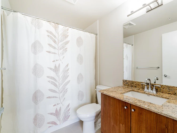 2006-280 Ross Drive, New Westminster, BC, V3L 0C2 - 17
