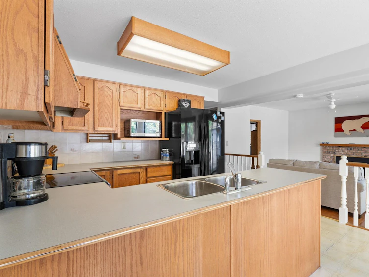 16339 Glenmoor Court, Surrey, BC, V3R 1L9 - 17