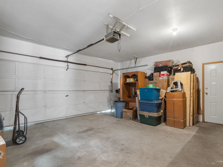 16339 Glenmoor Court, Surrey, BC, V3R 1L9 - 34