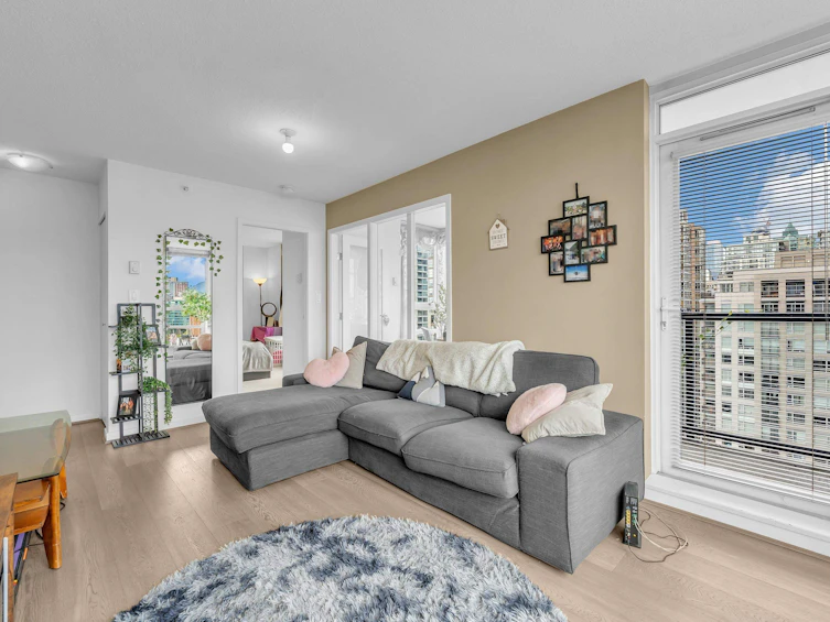 2308-939 Expo Boulevard, Vancouver, BC, V6Z 3G7 - 4