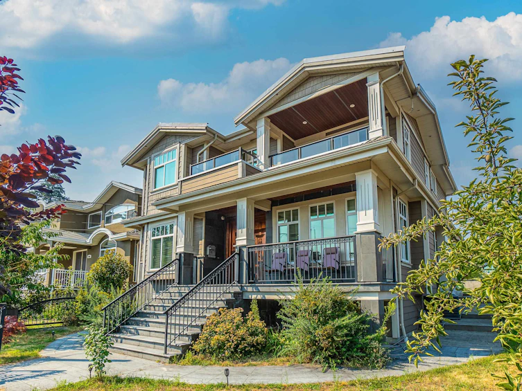 5891 Mckee Street, Burnaby, BC, V5J 2V4 - 4