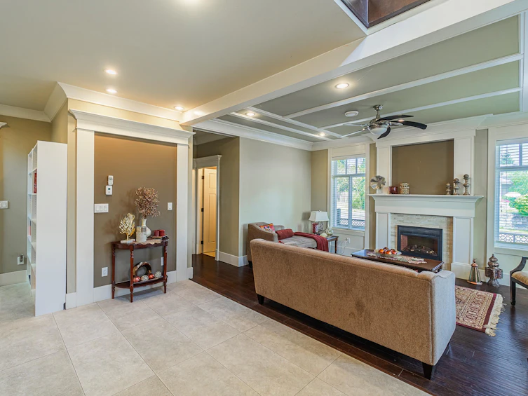 5891 Mckee Street, Burnaby, BC, V5J 2V4 - 8