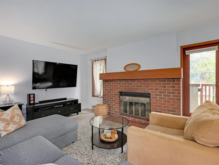 229-7651 Minoru Boulevard, Richmond, BC, V6Y 1Z3 - 4