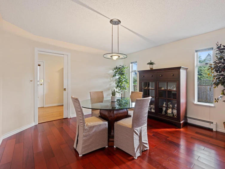 2073 Charles Street, Vancouver, BC, V5L 2V1 - 6