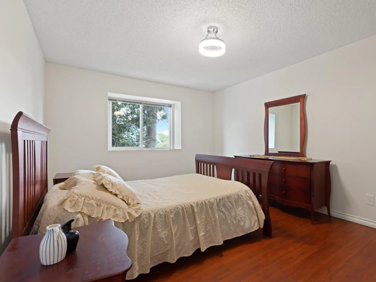 2073 Charles Street, Vancouver, BC, V5L 2V1 - 26