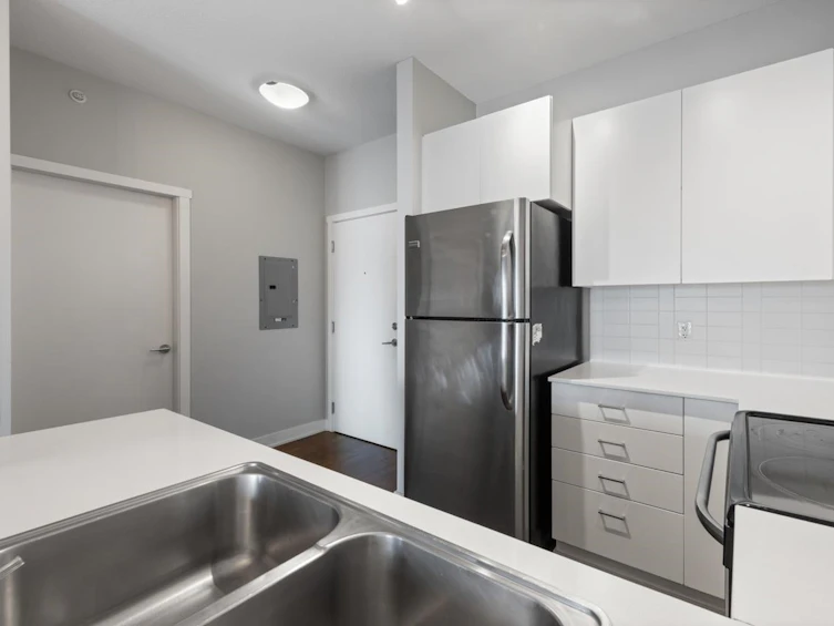 405-20460 Douglas, Langley, BC, V3A 0C6 - 6