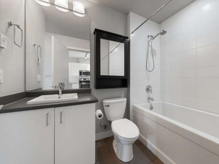 405-20460 Douglas, Langley, BC, V3A 0C6 - 16