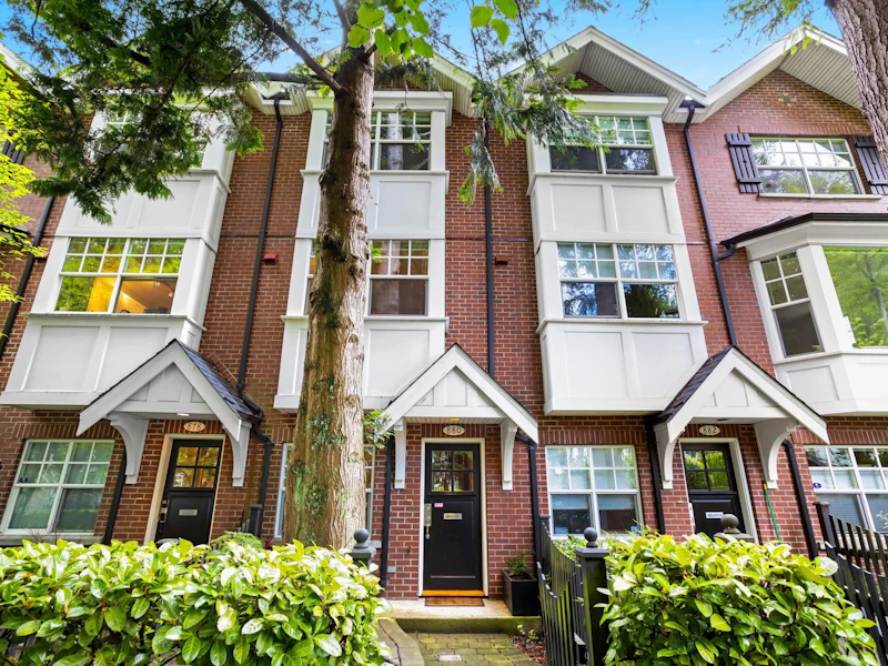 880 W 15th Avenue, Vancouver BC V5Z 1R7