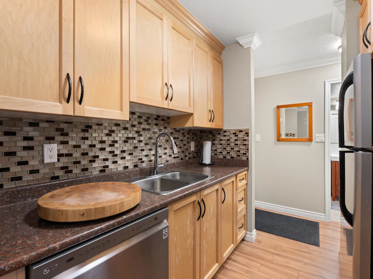 113-1850 E Southmere Crescent, Surrey, BC, V4A 6Y6 - 11
