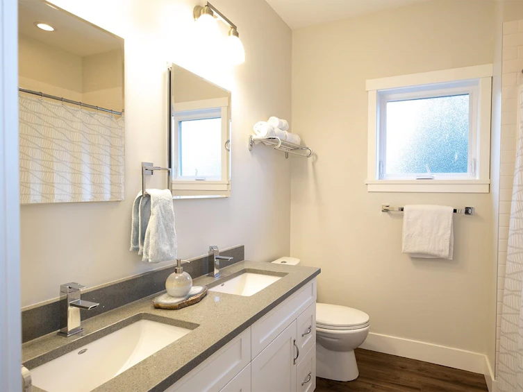 3338 Beach Avenue, Roberts Creek, BC, V0N 2W2 - 23