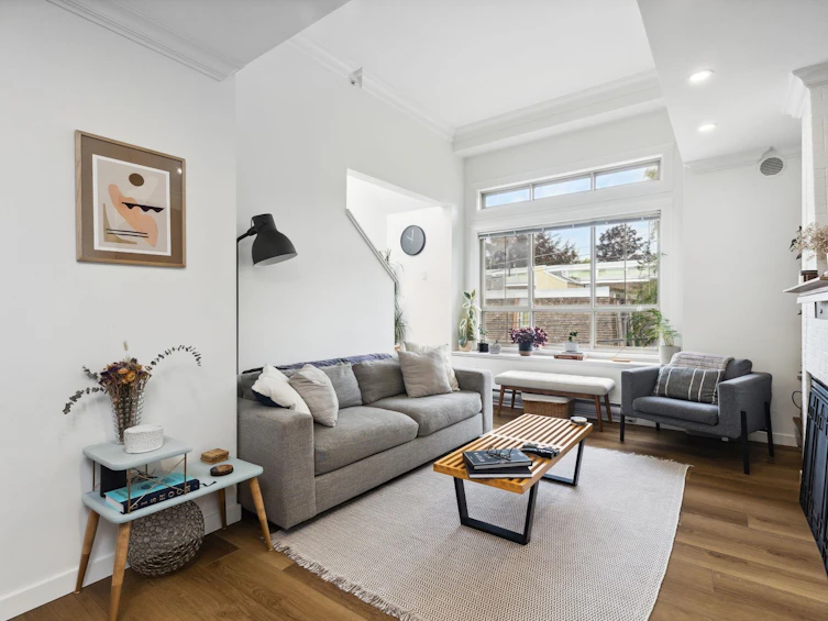 32-2375 W Broadway, Vancouver, BC, V6K 2E6 - 3