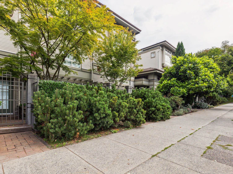 32-2375 W Broadway, Vancouver, BC, V6K 2E6 - 24