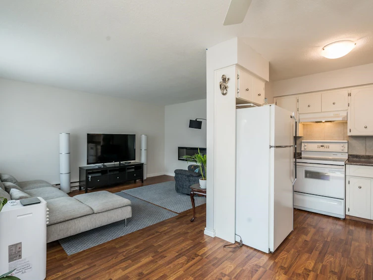 207-2853 West Bourquin, Abbotsford, BC, V2S 6H6 - 10