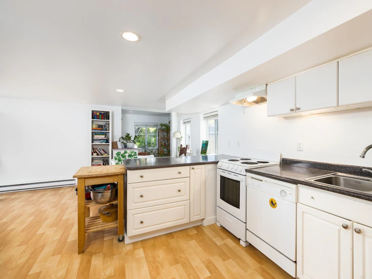 471 East 18th Avenue, Vancouver, BC, V5V 1E9 - 20