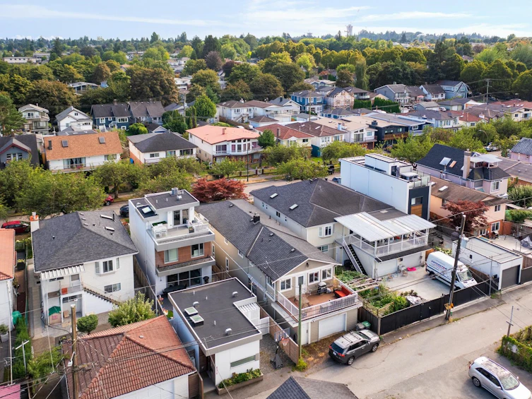 471 East 18th Avenue, Vancouver, BC, V5V 1E9 - 31