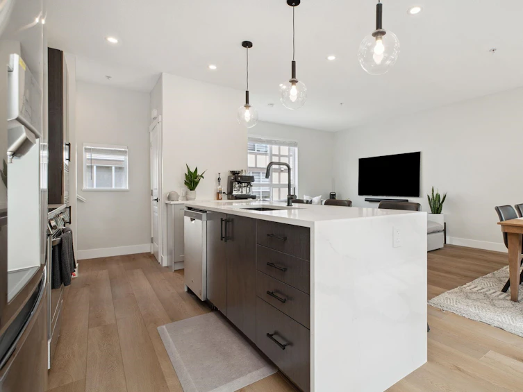 16-7848 209, Langley, BC, V2Y 0M4 - 14