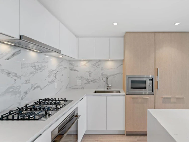 1905-1500 Fern Street, North Vancouver, BC, V7J 1H6 - 8