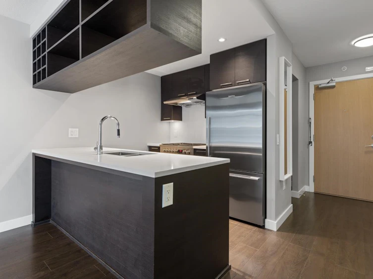 1011-6288 No. 3 Road, Richmond, BC, V6Y 0J4 - 6