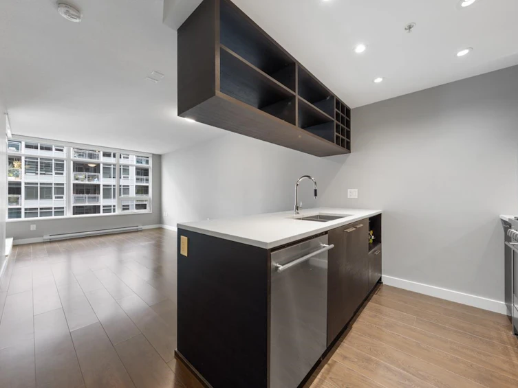1011-6288 No. 3 Road, Richmond, BC, V6Y 0J4 - 17