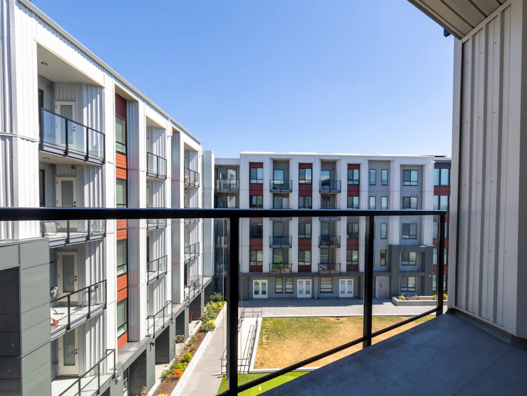 503-20360 Logan, Langley, BC, V3A 0P5 - 19