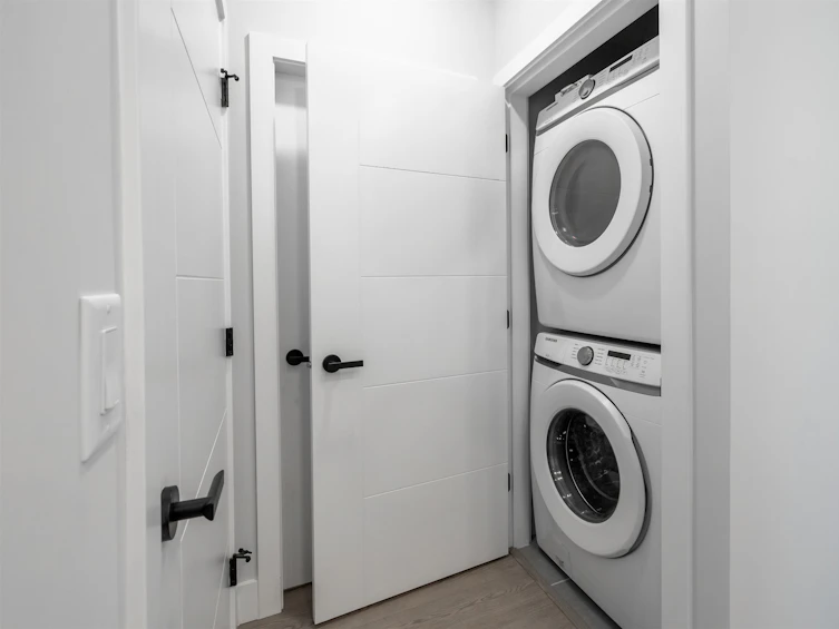 503-20360 Logan, Langley, BC, V3A 0P5 - 25