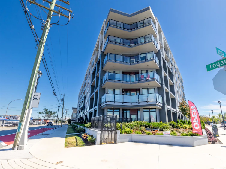 503-20360 Logan, Langley, BC, V3A 0P5 - 33