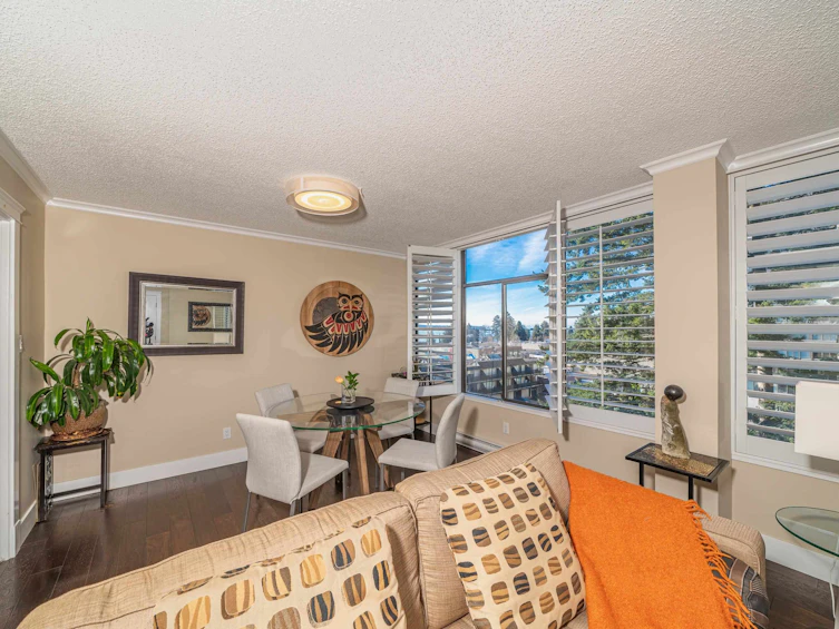 402-1420 Duchess Avenue, West Vancouver, BC, V7T 1H8 - 9